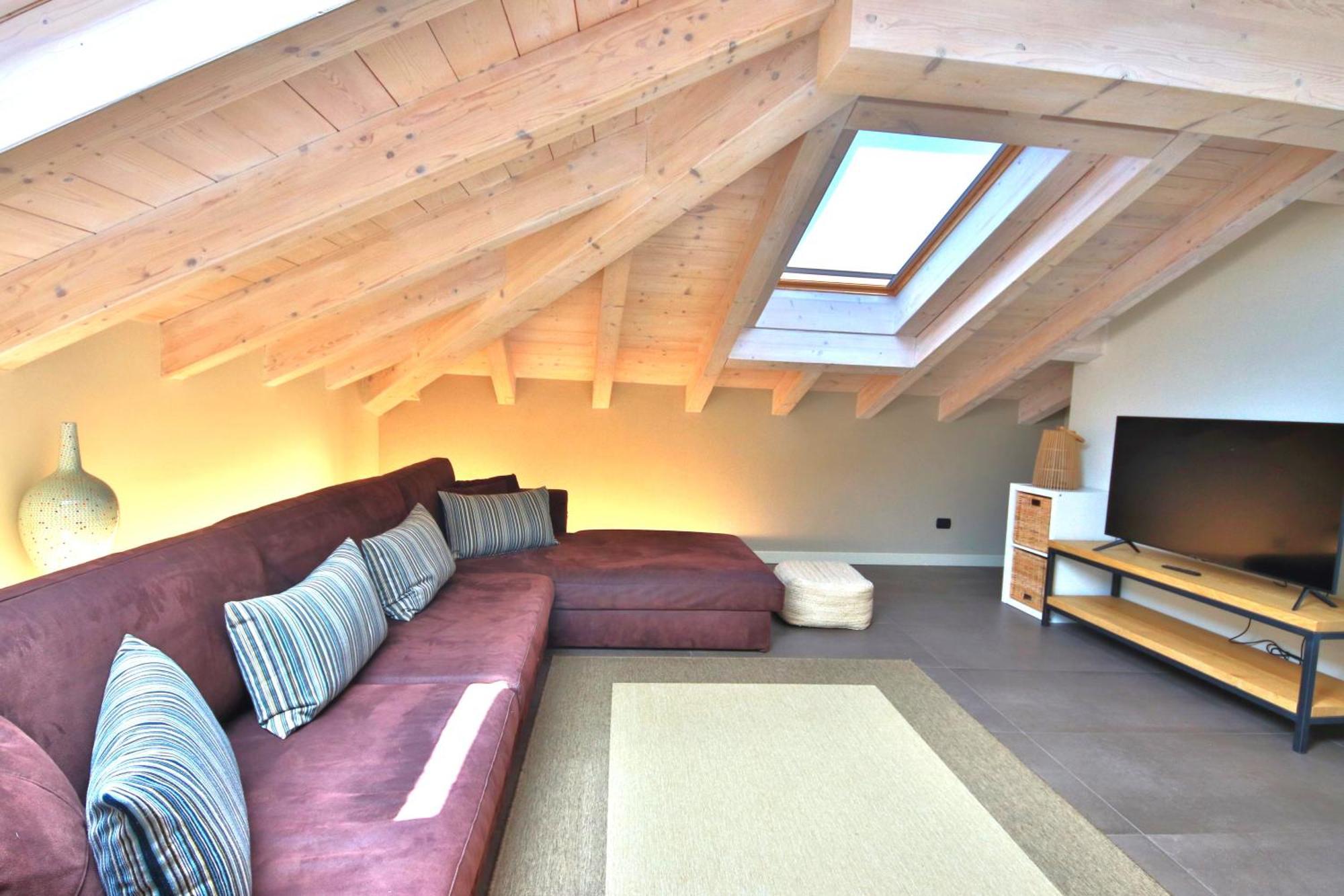Liszt Attic By Klabhouse Apartment Bellagio Ngoại thất bức ảnh