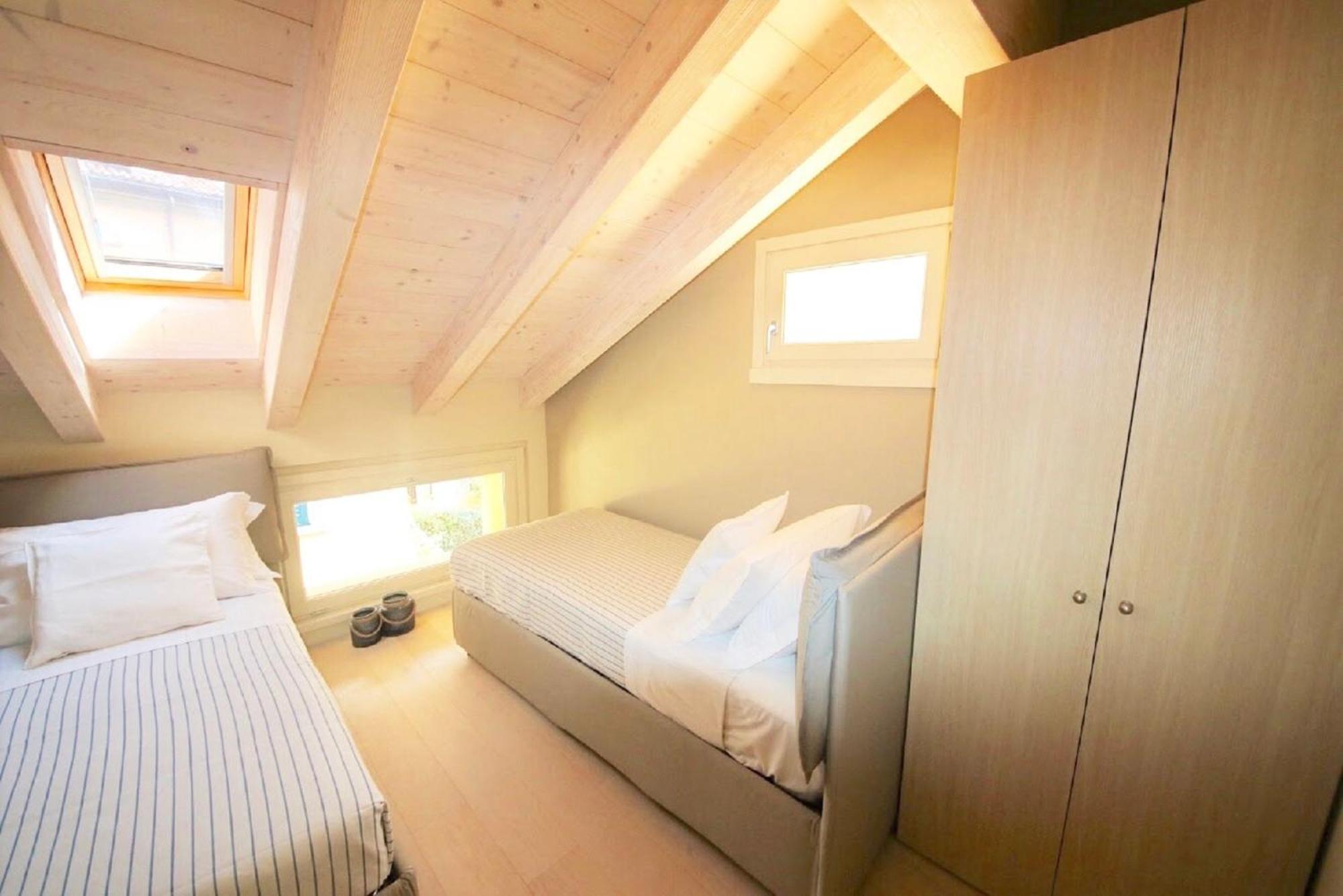 Liszt Attic By Klabhouse Apartment Bellagio Ngoại thất bức ảnh
